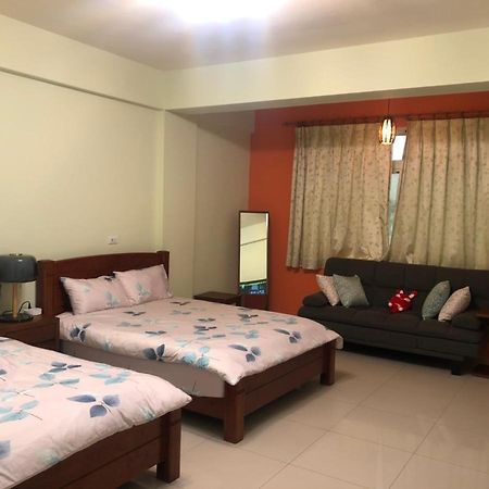 Gongguan yes homestay Bagian luar foto